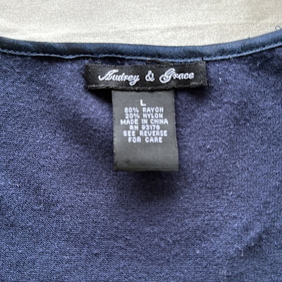 Audrey & Grace Navy Blue Shell Tank Simple Sleeveless Classic Satin Trim Size L - Picture 8 of 11